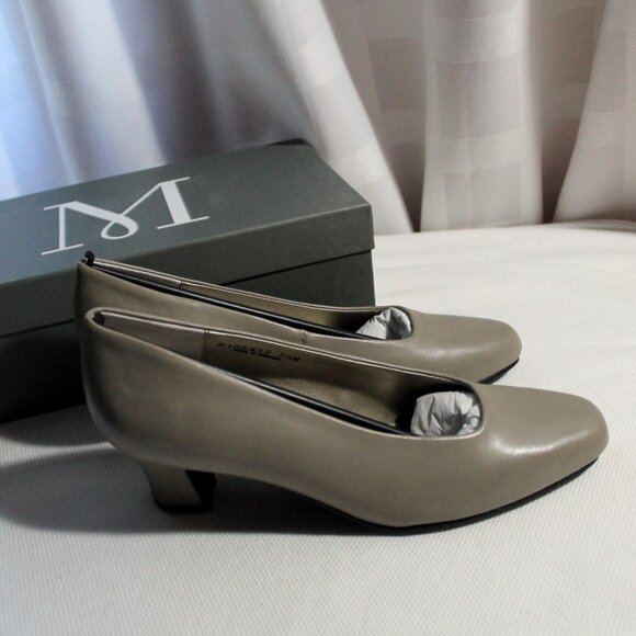 NIB Mark Lemp Classics by Walking Cradles "Vicki" Taupe Kidskin Pumps, 7.5M - Picture 3 of 9